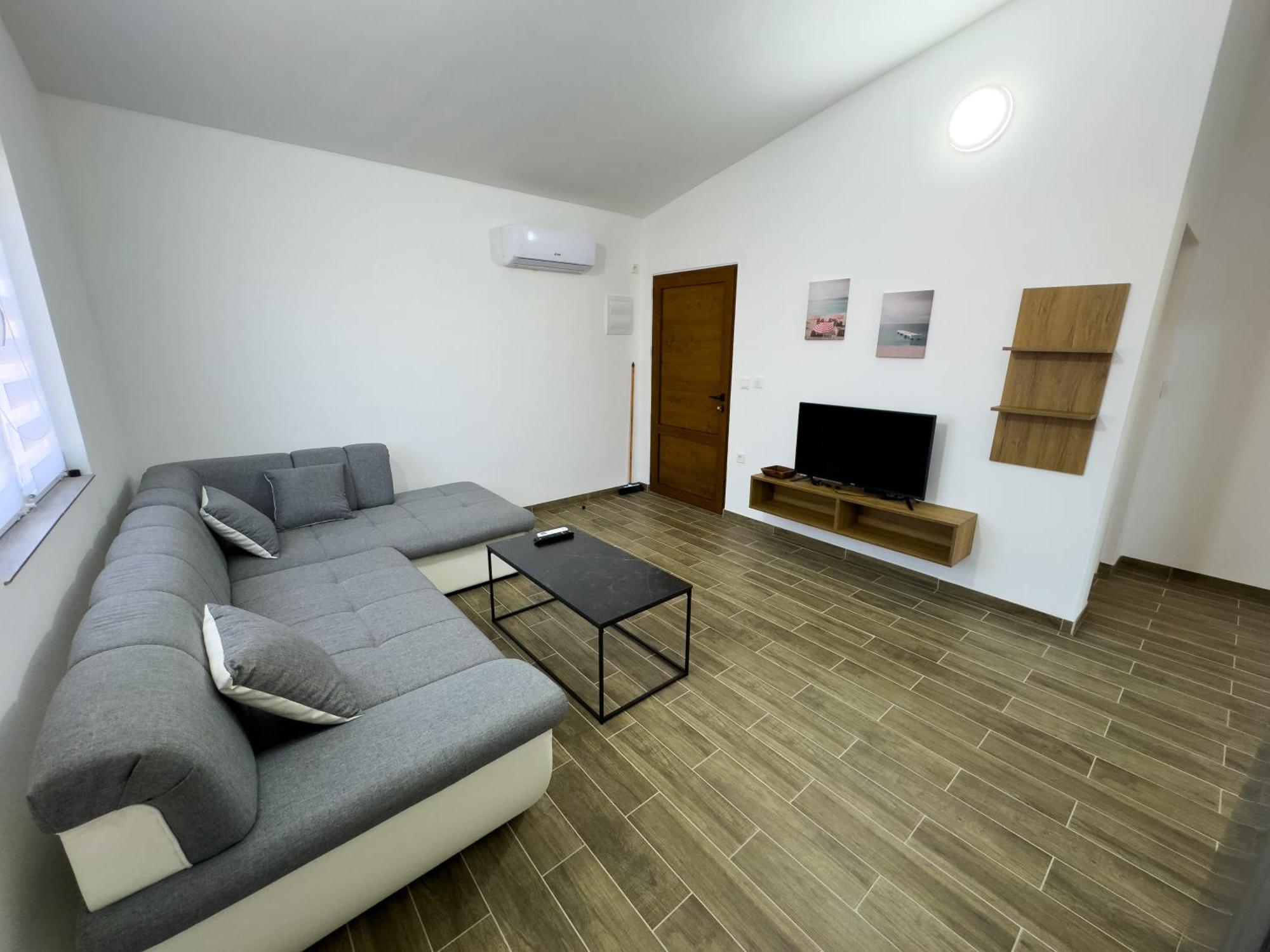 Adla Apartmani Ulcinj Exterior foto