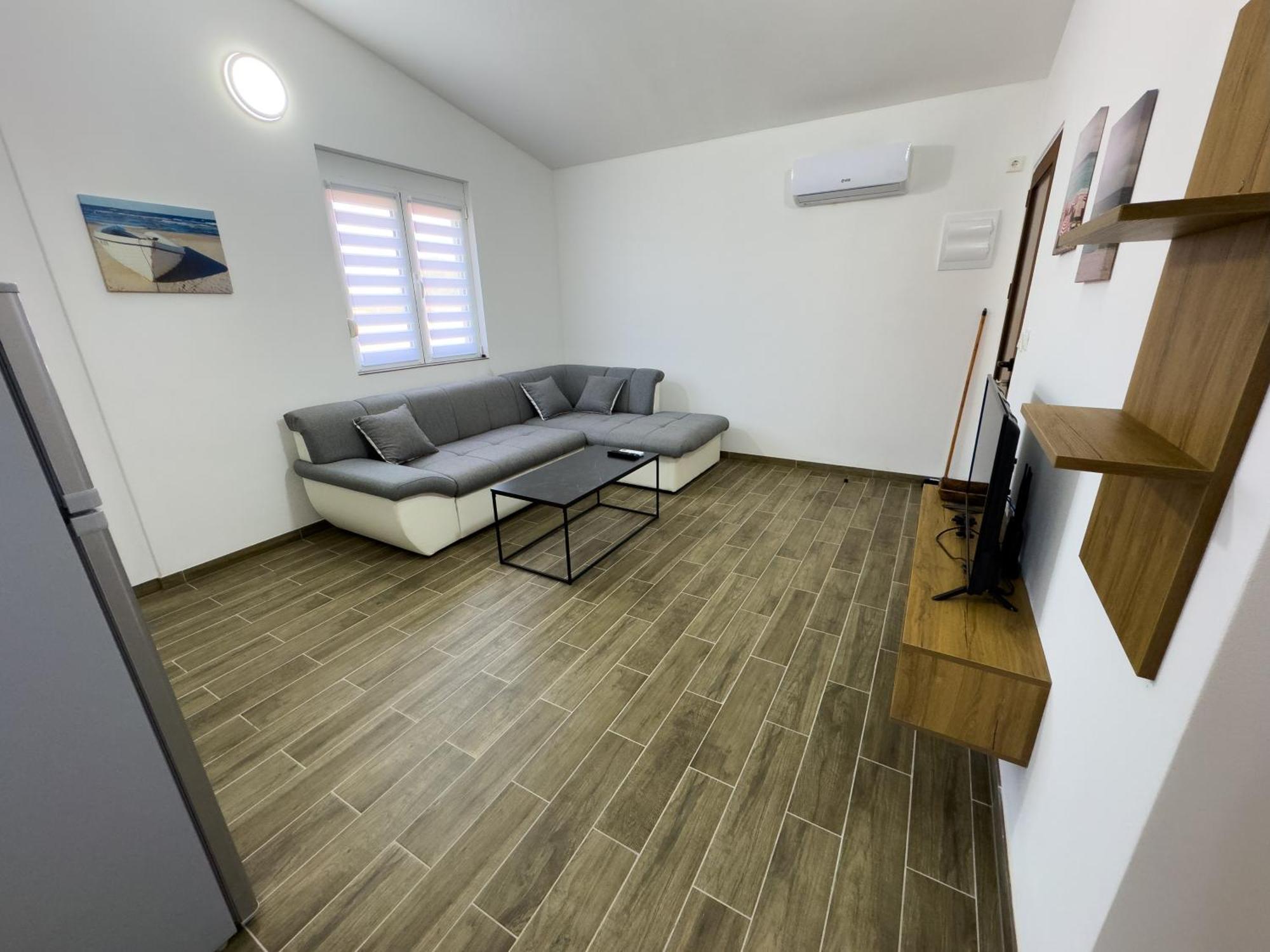 Adla Apartmani Ulcinj Exterior foto